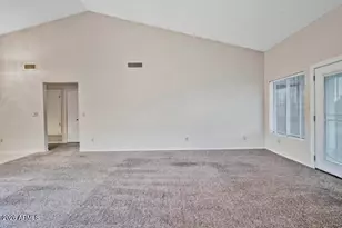20305 N 105th Ave, Peoria, AZ 85382 - Photo 8