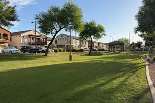 2727 N Price Rd, Chandler, AZ 85224 - Photo 26