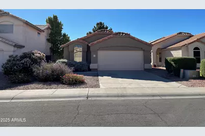 8949 W Kathleen Road, Peoria, AZ 85382 - Photo 1