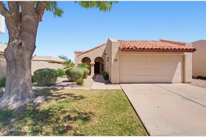 730 W Summit Place, Chandler, AZ 85225 - Photo 1