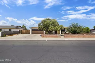5532 N 68th Ave, Glendale, AZ 85303 - Photo 1