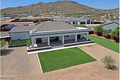 38133 N 29th Avenue, Phoenix, AZ 85086 - Photo 1