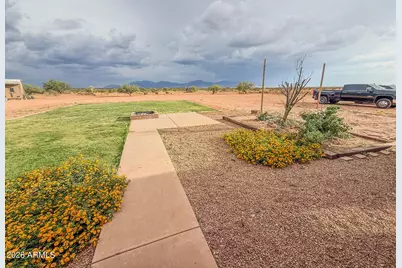 1002 E Lena Way, Huachuca City, AZ 85616 - Photo 48
