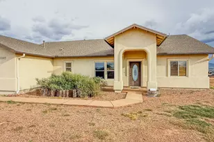 1002 E Lena Way, Huachuca City, AZ 85616 - Photo 6