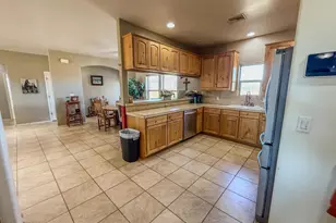 1002 E Lena Way, Huachuca City, AZ 85616 - Photo 18