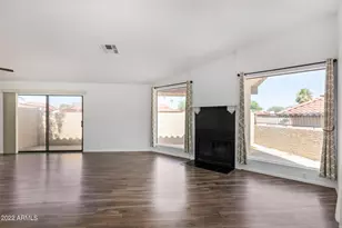 5206 E Half Moon Dr, Phoenix, AZ 85044 - Photo 1