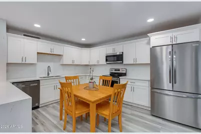 4641 E Roeser Road, Phoenix, AZ 85040 - Photo 1
