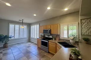 7717 W Via Montoya Dr, Peoria, AZ 85383 - Photo 12