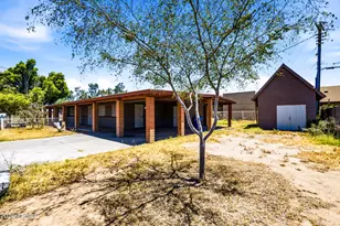 3905 W Almeria Rd, Phoenix, AZ 85009 - Photo 1
