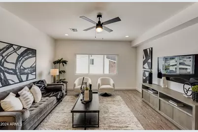 3645 E Earll Drive #12, Phoenix, AZ 85018 - Photo 1