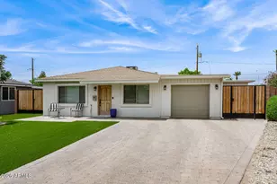 4228 N 44th Pl, Phoenix, AZ 85018 - Photo 1