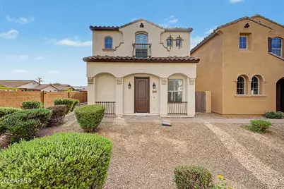 2045 E Heartwood Lane, Phoenix, AZ 85022 - Photo 1