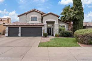 4245 E Meadow Dr, Phoenix, AZ 85032 - Photo 1