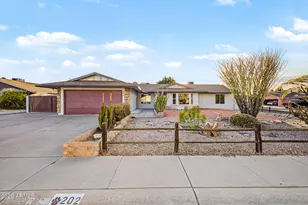 202 S Kenneth Pl, Chandler, AZ 85226 - Photo 1