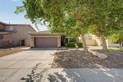 3645 S Joshua Tree Lane, Gilbert, AZ 85297 - Photo 1
