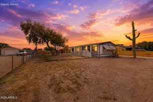 558 S Desert View Dr, Apache Junction, AZ 85120 - Photo 1