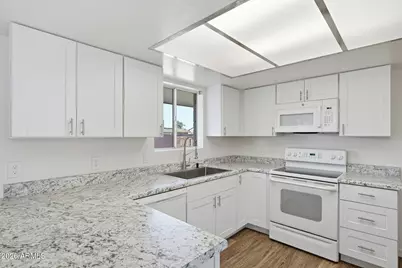2302 E Nisbet Road, Phoenix, AZ 85022 - Photo 1