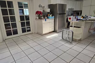 3364 W Pershing Ave, Phoenix, AZ 85029 - Photo 8
