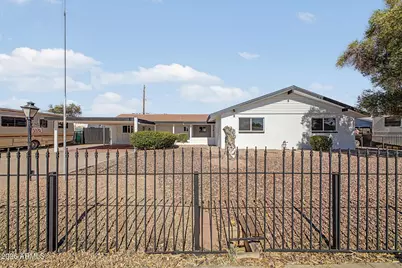 5331 N 61st Avenue, Glendale, AZ 85301 - Photo 1