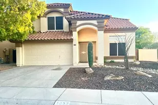 1237 E Glenhaven Dr, Phoenix, AZ 85048 - Photo 1