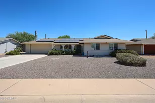 11621 N Desert Hills Dr W, Sun City, AZ 85351 - Photo 1