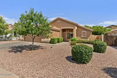 312 E Mesquite Street, Gilbert, AZ 85296 - Photo 1