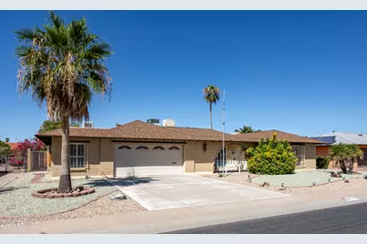 10415 W Ridgeview Road, Sun City, AZ 85351 - Photo 1
