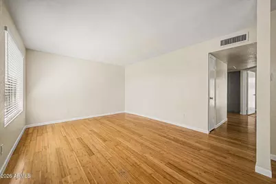 11413 N 56th Avenue, Glendale, AZ 85304 - Photo 4