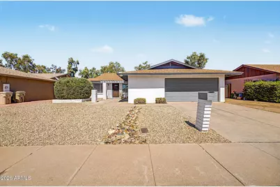11413 N 56th Avenue, Glendale, AZ 85304 - Photo 2