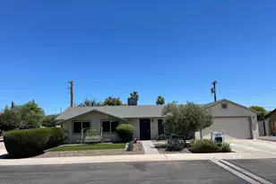 1828 W Lawrence Ln, Phoenix, AZ 85021 - Photo 1