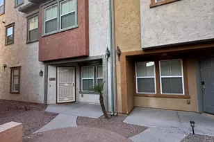 2016 N 78th Glen, Phoenix, AZ 85035 - Photo 1