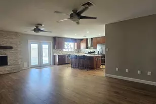 1131 E Redfield Rd, Phoenix, AZ 85022 - Photo 1