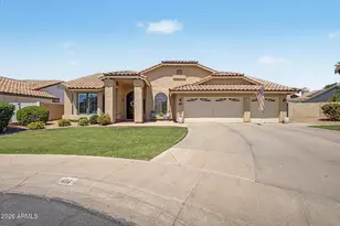 414 S Surfside Dr, Gilbert, AZ 85233 - Photo 1