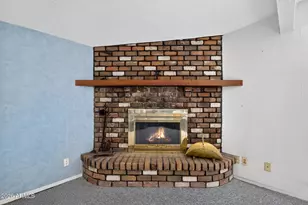 3311 W Paradise Dr, Phoenix, AZ 85029 - Photo 4