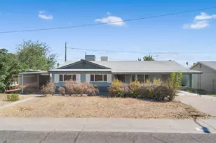 3311 W Paradise Dr, Phoenix, AZ 85029 - Photo 2