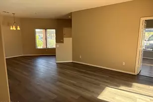 8800 N 107th Ave, Peoria, AZ 85345 - Photo 14