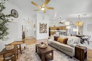 1109 W Wickieup Ln, Phoenix, AZ 85027 - Photo 1