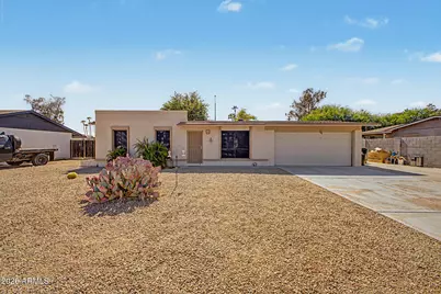 18216 N 18th Drive, Phoenix, AZ 85023 - Photo 1