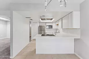 6540 N 7th Ave, Phoenix, AZ 85013 - Photo 14