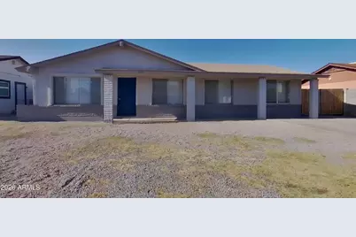 7805 W Cora Lane, Phoenix, AZ 85033 - Photo 1