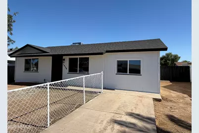 7426 W Holly Street, Phoenix, AZ 85035 - Photo 2