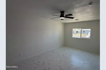7426 W Holly Street, Phoenix, AZ 85035 - Photo 6