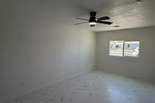 7426 W Holly St, Phoenix, AZ 85035 - Photo 6