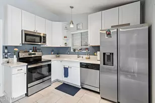 421 E Behrend Dr E, Phoenix, AZ 85024 - Photo 1