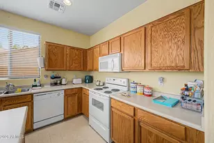 1300 E Bosi Ct, San Tan Valley, AZ 85140 - Photo 10
