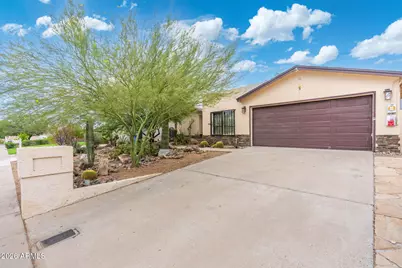 2631 E Vista Drive, Phoenix, AZ 85032 - Photo 1