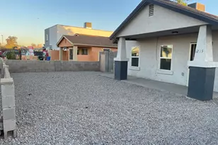 1215 W Pima St, Phoenix, AZ 85007 - Photo 1