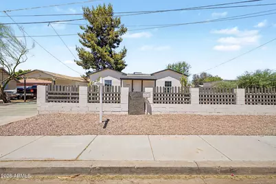 1010 E Chipman Road, Phoenix, AZ 85040 - Photo 1