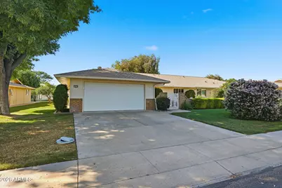 19034 N Signal Butte Circle, Sun City, AZ 85373 - Photo 1