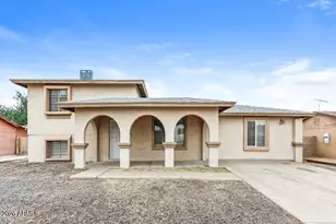 12621 N 37th Dr, Phoenix, AZ 85029 - Photo 1
